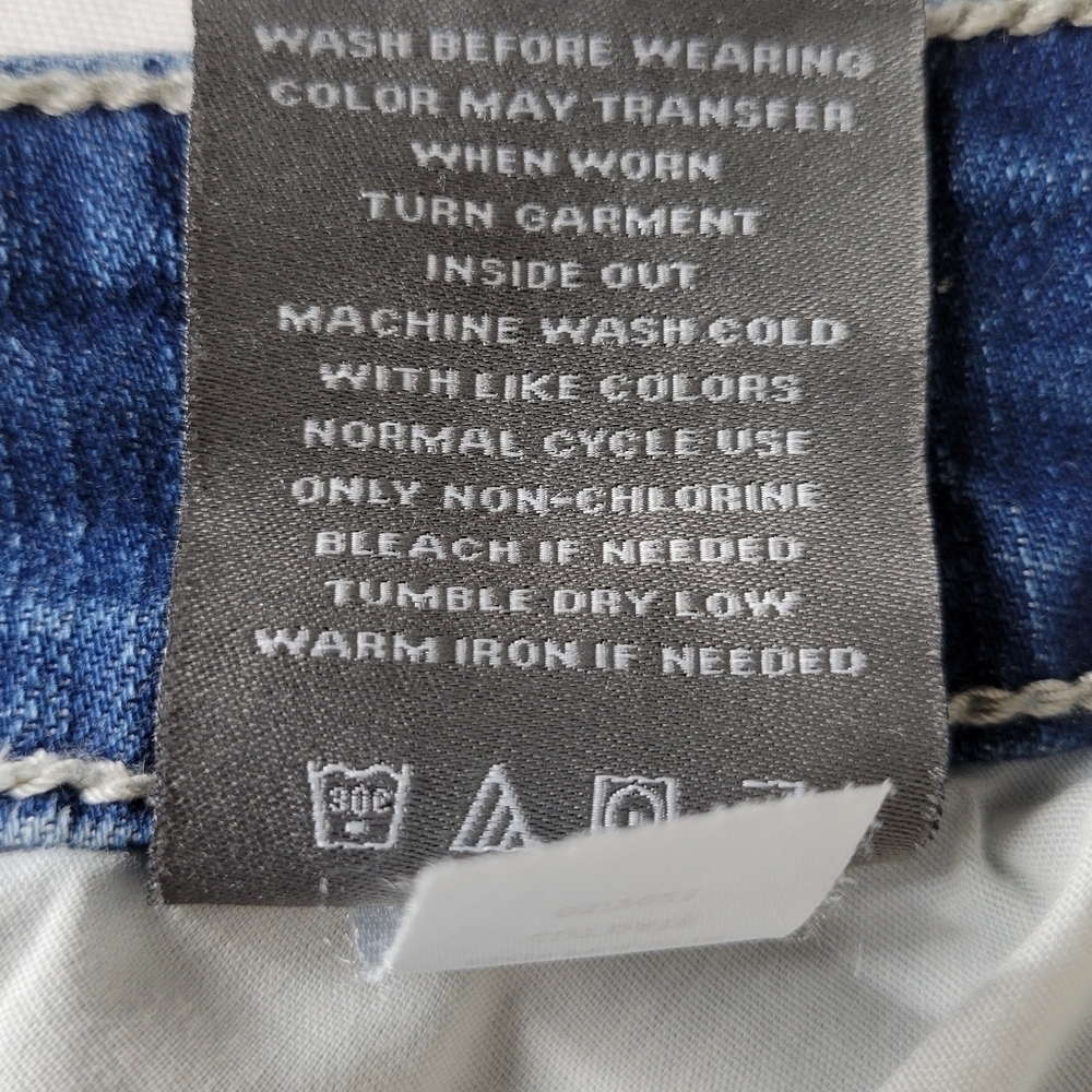 Torrid Jeans Women Plus Size 26 46X26 Blue Girlfriend Ankle Length High Rise - Picture 7 of 13